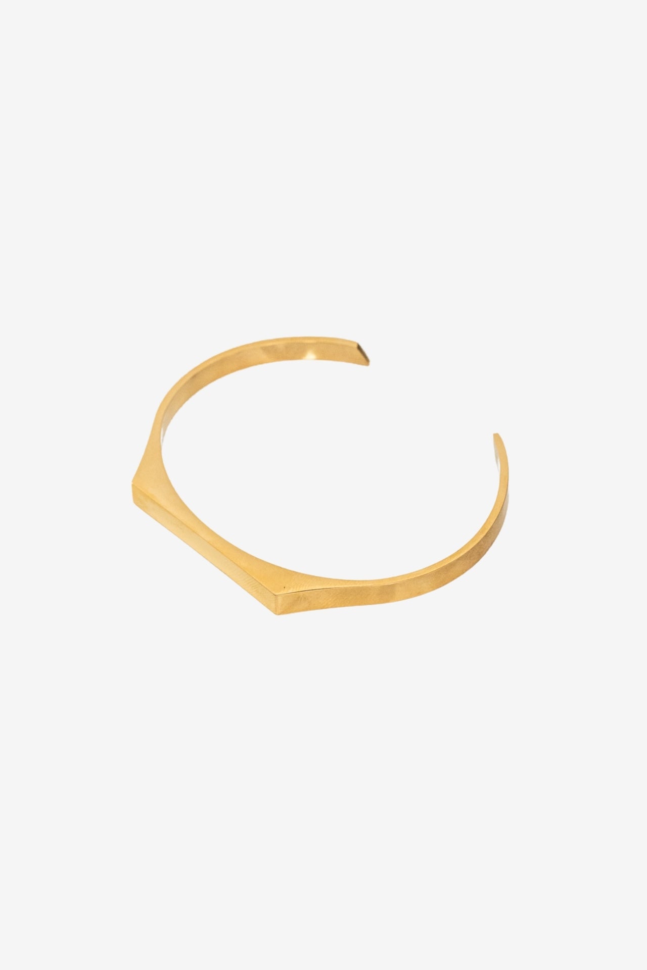 Onyx Edge Bracelet Golden
