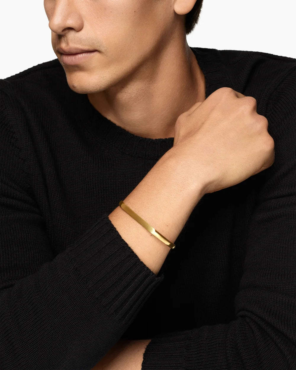 Onyx Edge Bracelet Golden