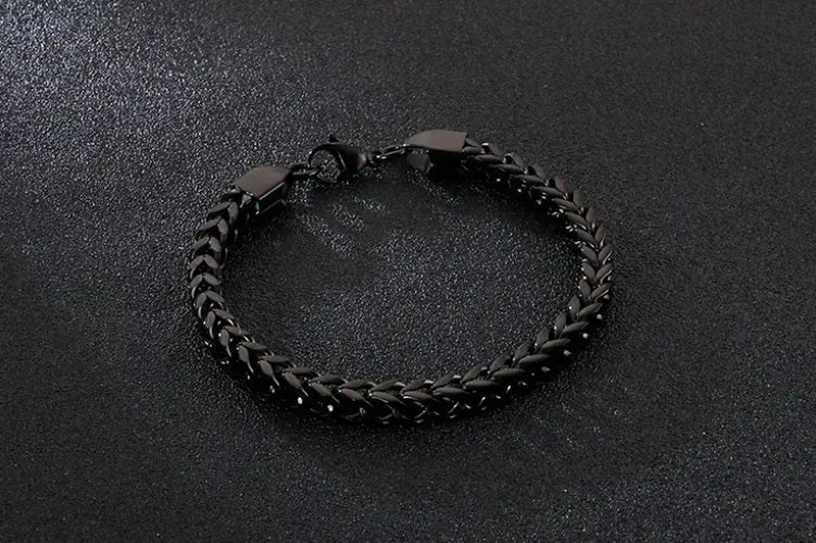Fox Tail Bracelet Black