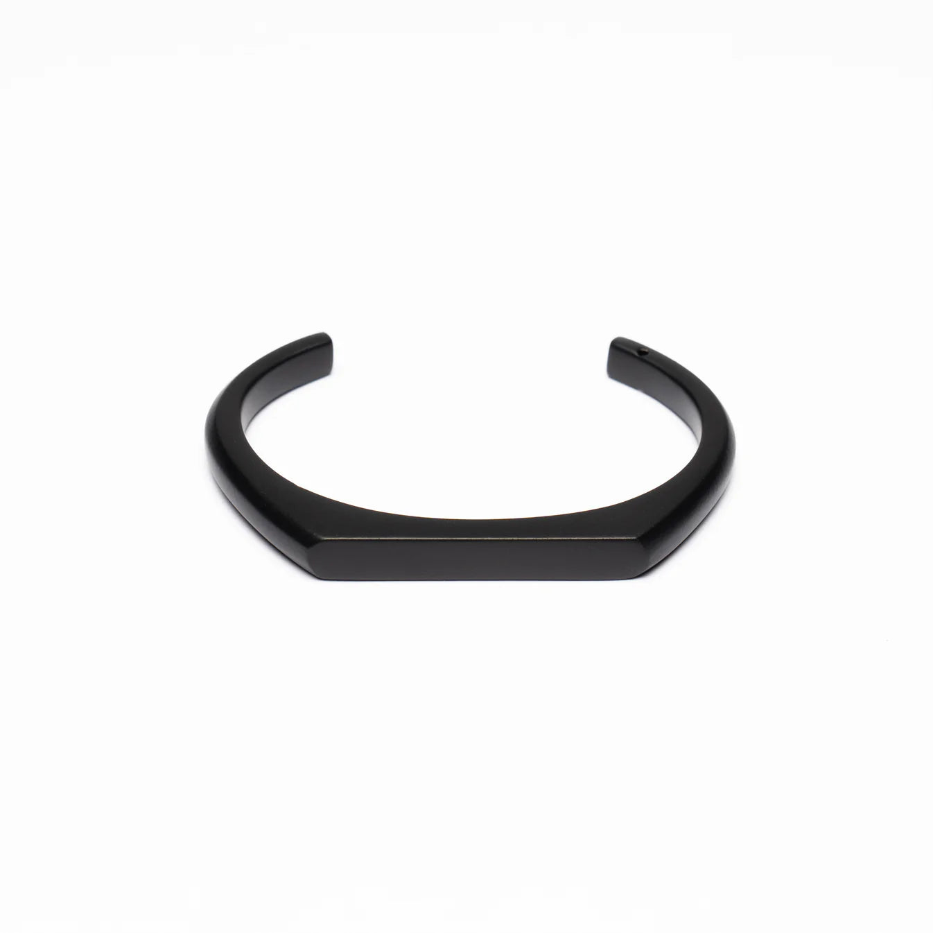 Onyx Edge Bracelet Black