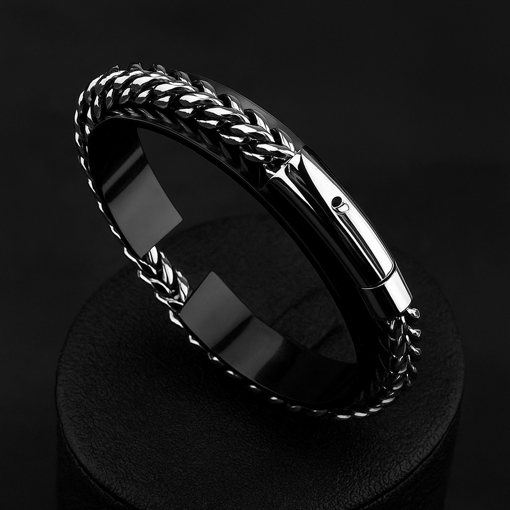 Fynch-Hatton Fox Tail Bracelet
