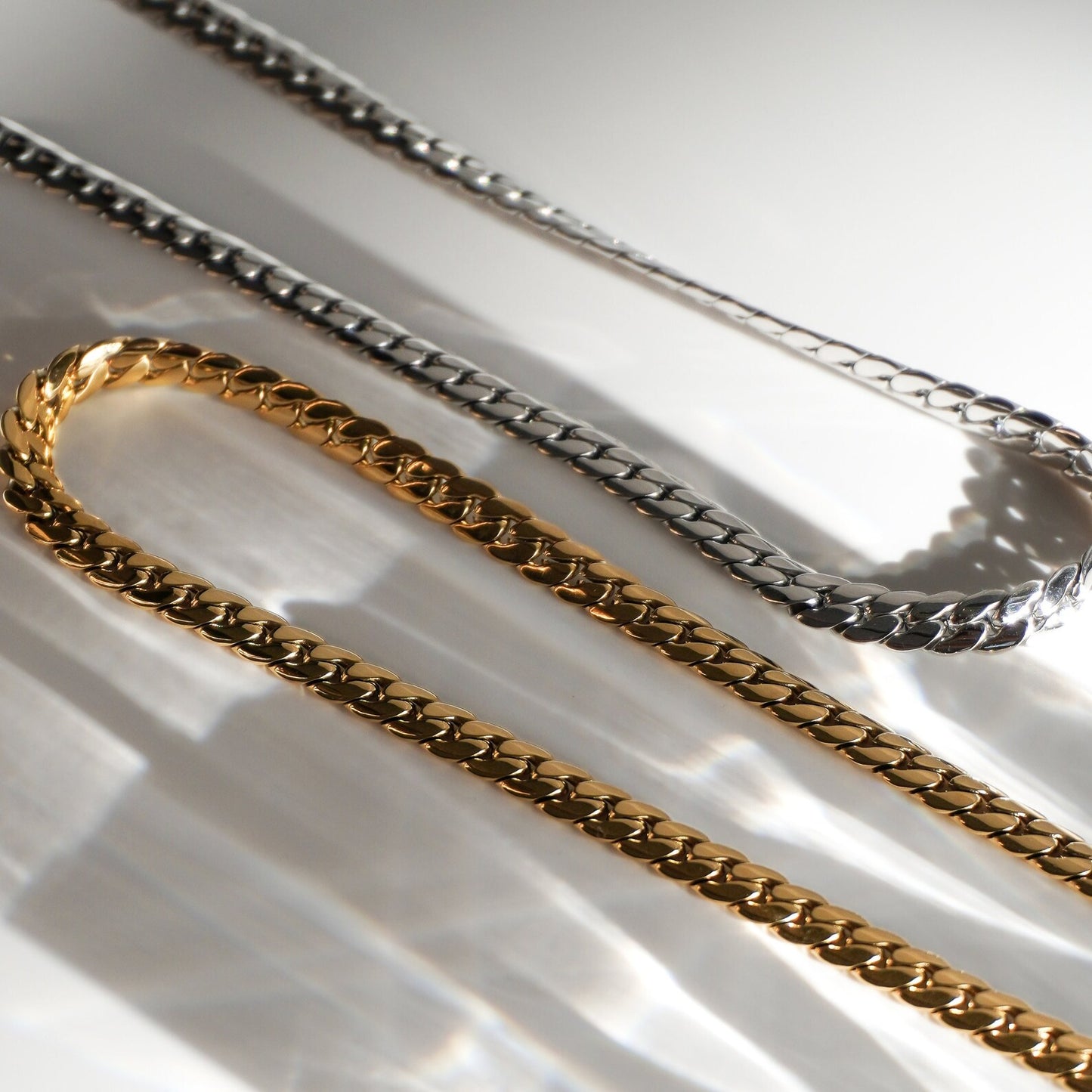 22k Flat Curb Chain Women