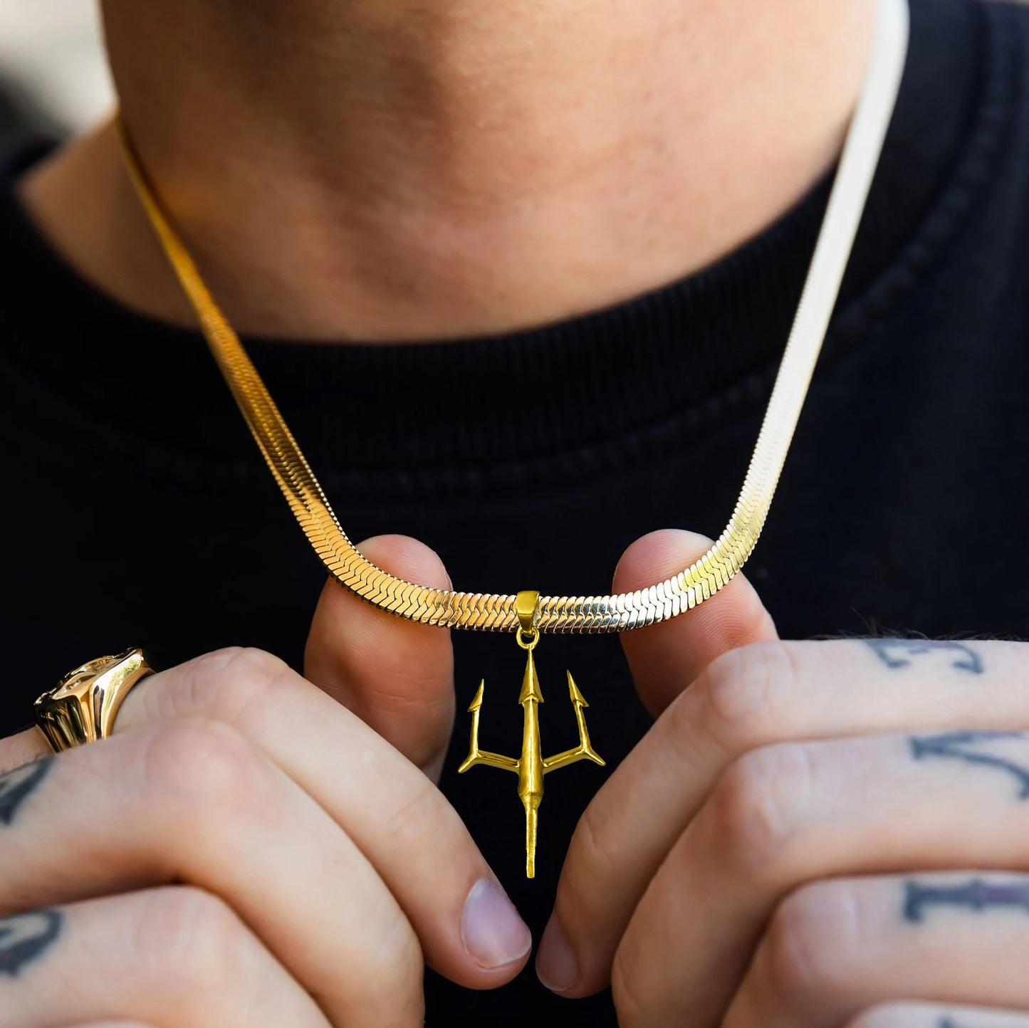 Snake Chain Trident Necklace
