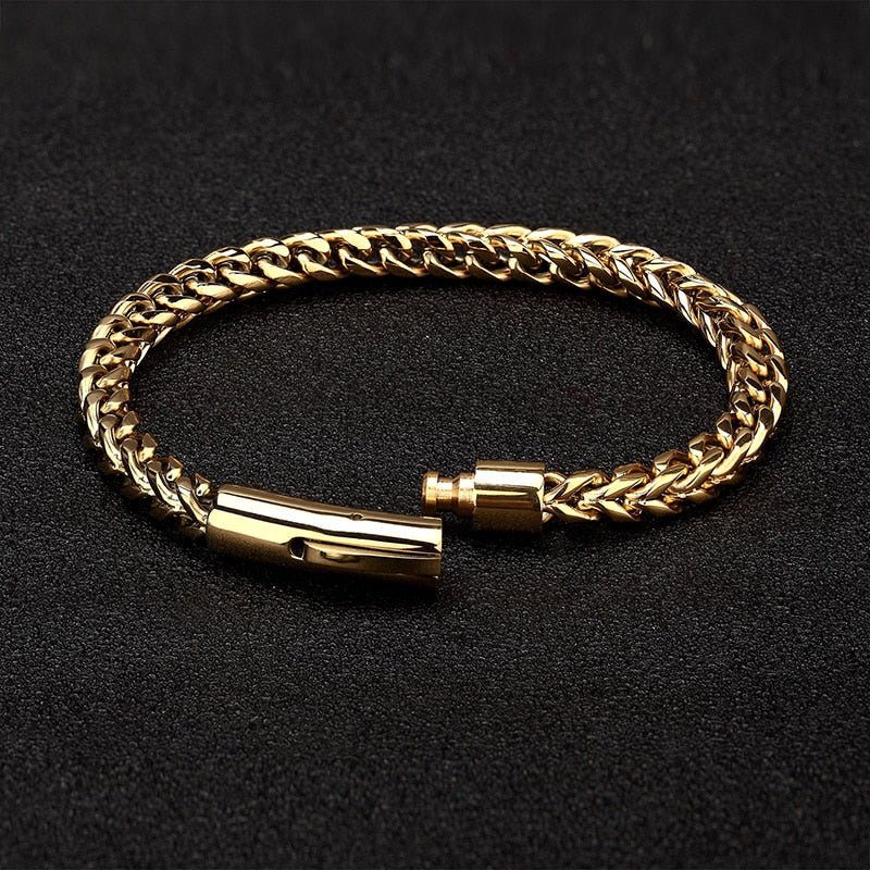 Fynch-Hatton Fox Tail Bracelet
