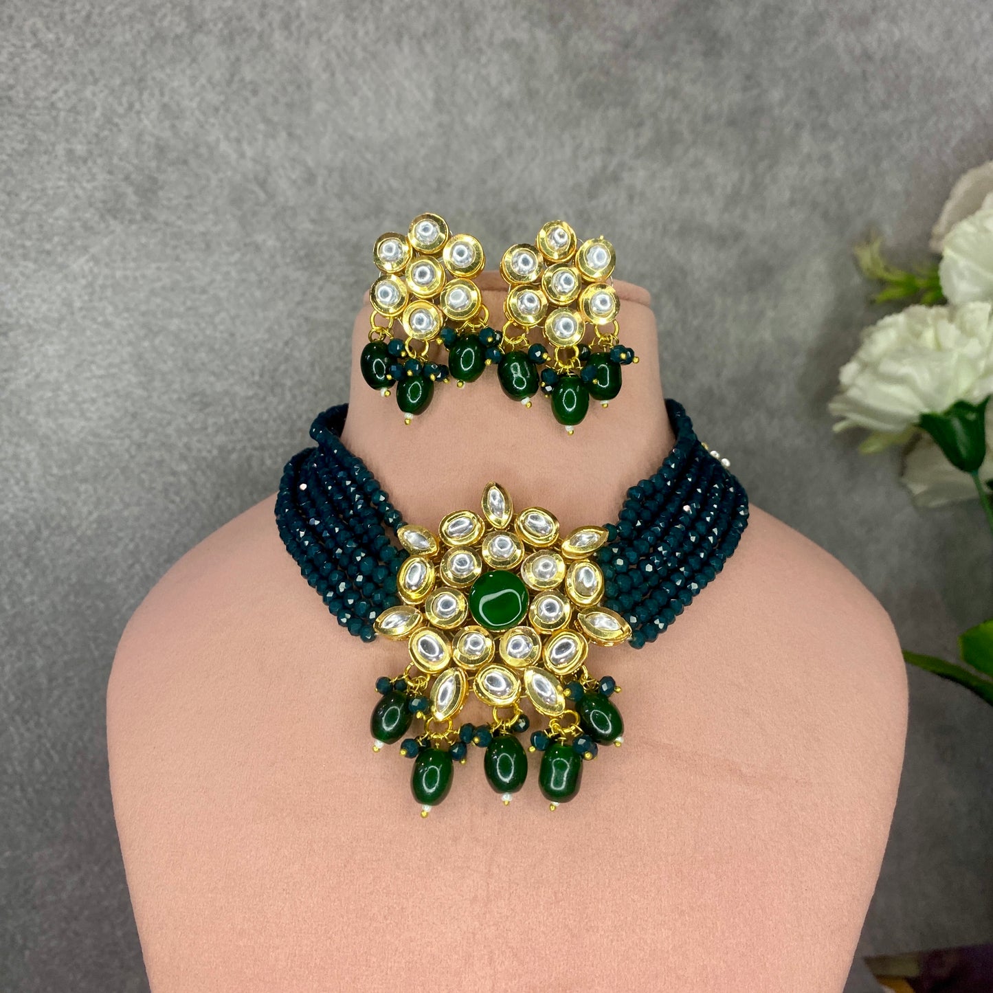 Green Beaded Kundan Necklace