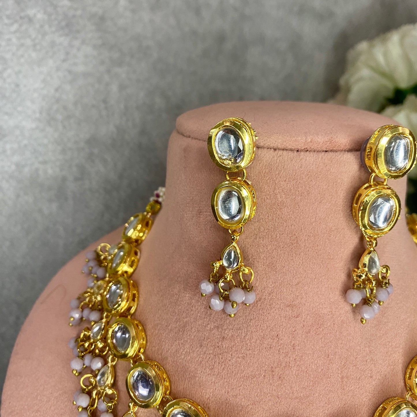 Lavender Dangling beads Kundan Necklace