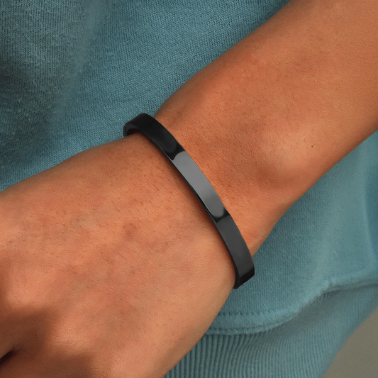 Solid State Kada Bracelet Black