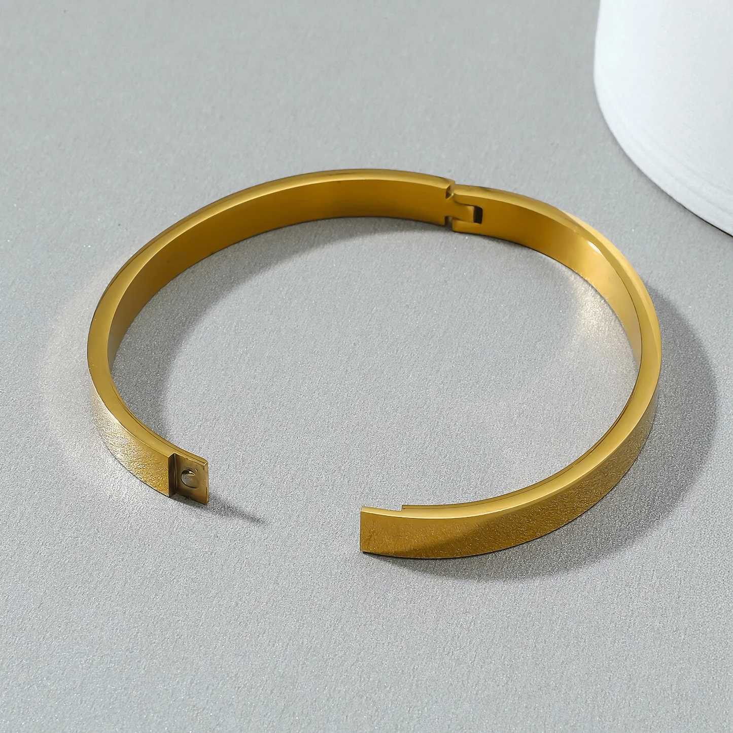 Solid State Kada Bracelet Gold
